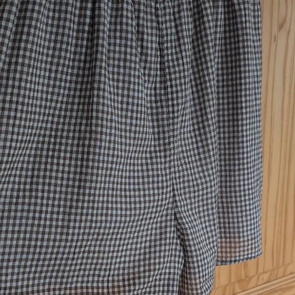 Checkered Romper - Picture 6 of 13